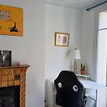 A Calm Double Bedroom In F3 Chez L\'Habitant Paris14Eme Parc Montsouris